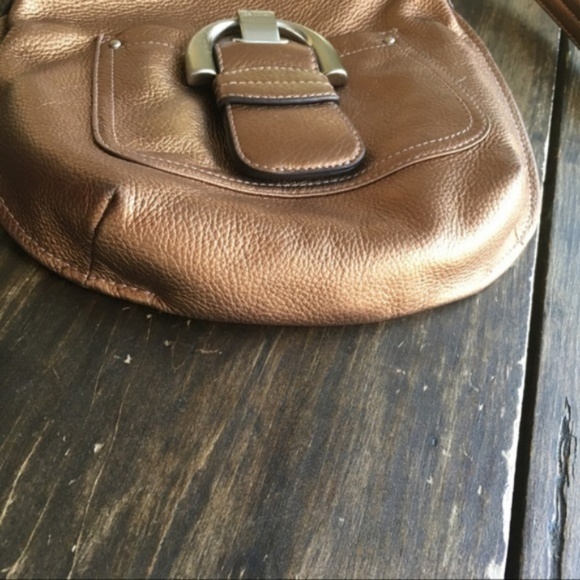B. Makowsky Crossbody Bag Bronze Leather - Picture 6 of 11